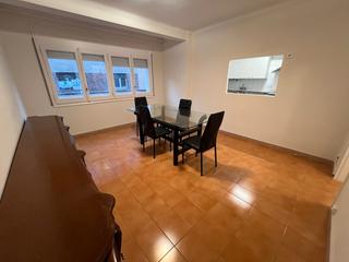 Alquiler Piso  Carrer de l'atlàntida. Pis de 3 habitacions + traster