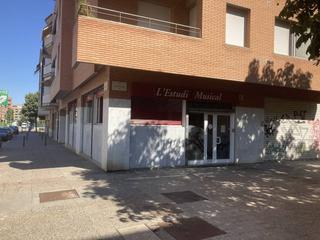 Lloguer Local Comercial  Carrer del mestre francesc civil. Local comercial zona devesa