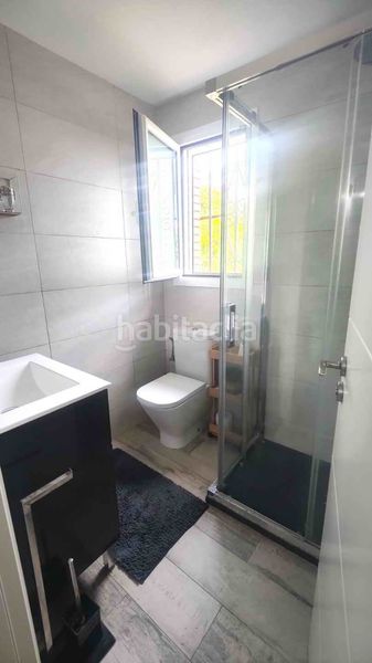 Foto c3e33632-ec53-47d2-a978-eca4a38a085d. Xalet amb xemeneia calefacció aparcament piscina a Vallirana
