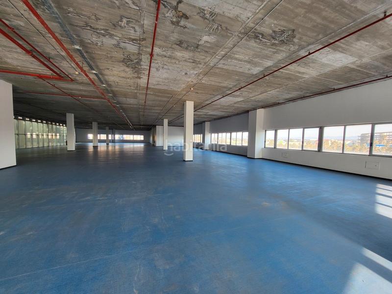 Foto 5e258fbf-6b9c-4ebe-a0ac-ef1a3d6cc4d4. Business premise in Aldaia