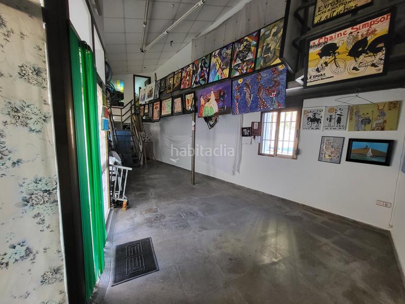 Foto df8bd993-3b01-4dea-9544-8db43585fc3a. Local comercial a Aldaia