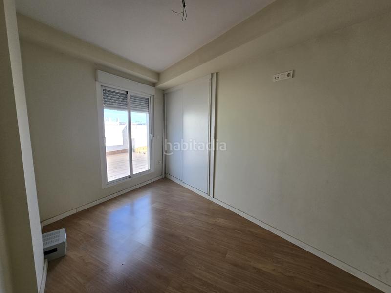 Foto e40eff30-f394-4b69-ad66-fd27ac234b62. Duplex in Aldaia