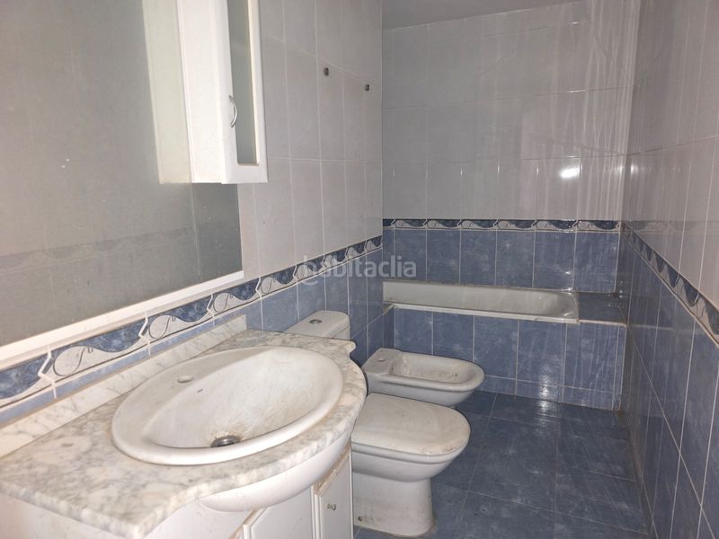Foto a448eb83-b072-49b6-9f0c-38329eb26350. Pis a Plaza Xúquer Paiporta