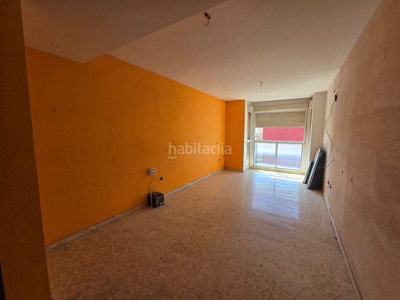 Foto a68a133f-7748-4476-ada1-0ab5f79c6a66. Pis a Plaza Xúquer Paiporta