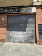 Local Comercial a Carrer Camí Reial