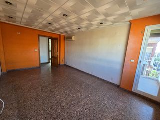 Appartement  Carrer de sant valerià. ?? piso en venta en torrent – san valeria