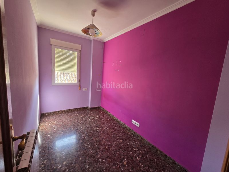 Foto 4dc5873b-ef4f-4187-b628-29bbad73aa7f. Casa adossada amb aparcament a Utiel