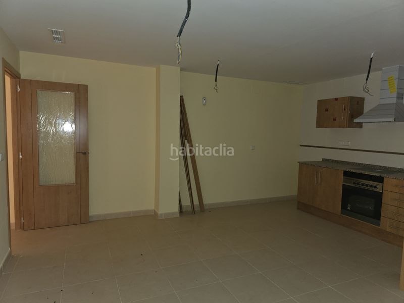 Foto 15d308bd-4498-46e6-a2b3-88c3d51b27a0. Pis a Llombai
