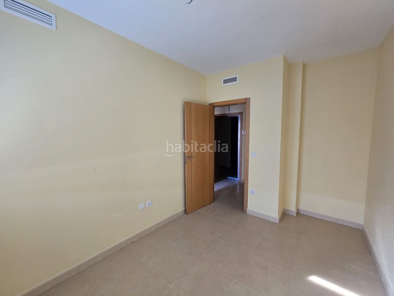 Foto ef934b1a-6cb1-4784-b558-7531938f76f5. Pis a Llombai
