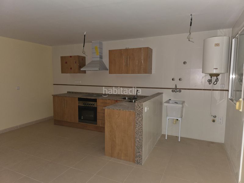 Foto f67499c4-4500-4cda-8ce3-37b48f089557. Pis a Llombai