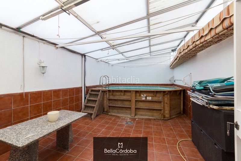 Foto 5f0b5346-5647-43cc-b037-98b6d5b77cc2. Casa adossada amb aparcament piscina a Poniente-Norte - Miralbaida - Parque Azahara Córdoba