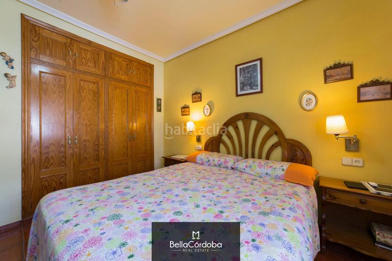 Foto 7abca07a-9ed6-4c37-8c48-0655529201c6. Casa adossada amb calefacció aparcament a Centro Córdoba