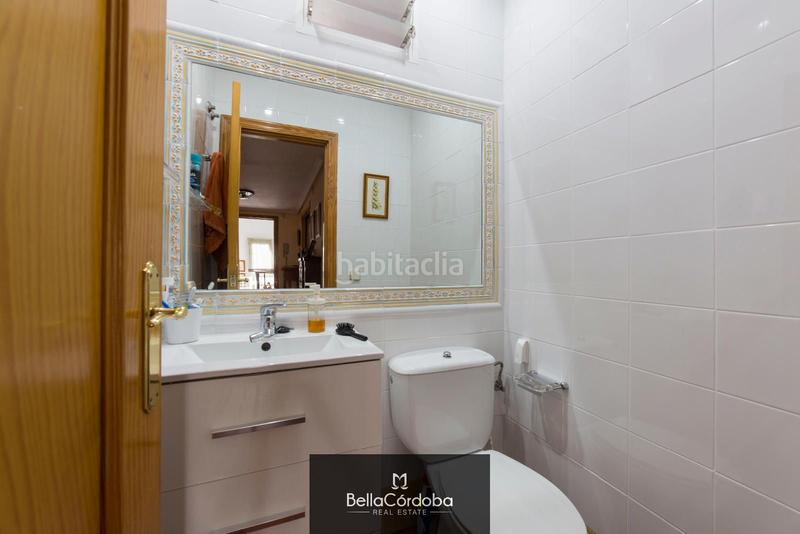 Foto a3863b00-7466-4af2-ab30-7a0038dd18dc. Casa adossada amb calefacció aparcament a Centro Córdoba