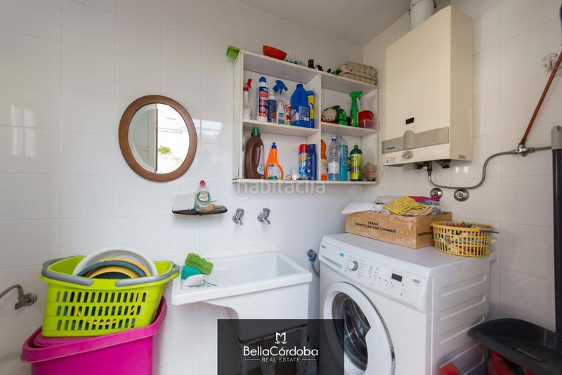 Foto ee3686c6-b7dd-4868-a67e-f4dc676bb0d2. Casa adossada amb calefacció aparcament a Centro Córdoba