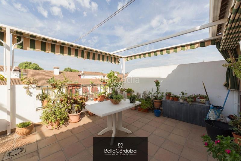 Foto fdf26025-7978-4e26-856c-1c8eb41dc88f. Casa adossada amb calefacció aparcament a Centro Córdoba