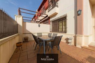 Casa adossada en Poniente-Norte - Miralbaida - Parque Azahara. Magnifica vivienda en san rafael de la albaida