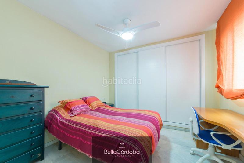 Foto 02279ad2-8b38-4c78-90a1-98f3cfbd119c. Casa magnifica vivienda adosada muy cercana a calle alfaros en Córdoba