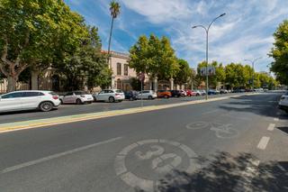 Appartement à Ciudad Jardín - Zoco. Vivienda para invertir a pocos metros de medina azahara ciudad j