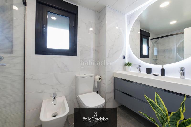 Foto aeb00b65-19f8-455e-bd91-804598474100. Appartamento con riscaldamento parcheggio piscina in Córdoba