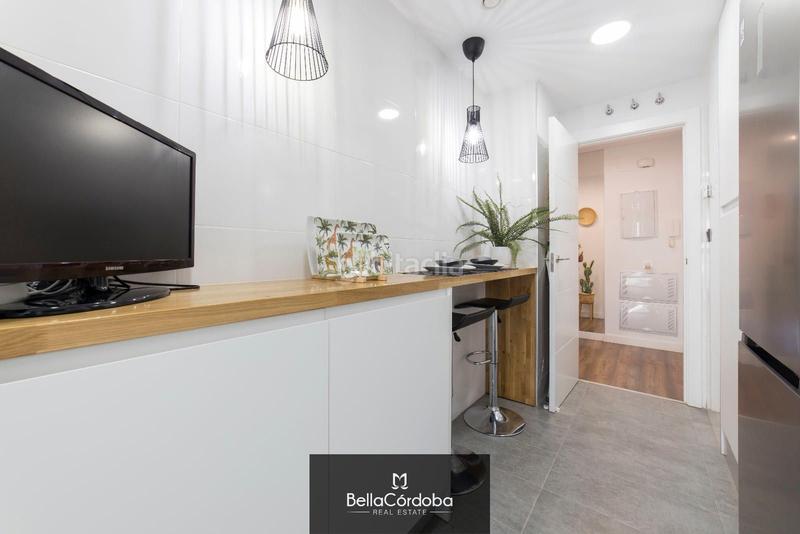 Foto bc91c4bf-7752-4d38-839a-2dab548386f0. Appartamento con riscaldamento parcheggio piscina in Córdoba