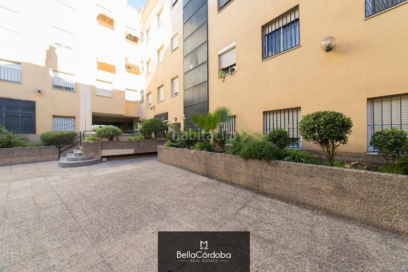 Foto 463c2505-d876-4428-bad9-4e47adcde6c0. Pis amb calefacció aparcament piscina a Fátima - Levante Córdoba