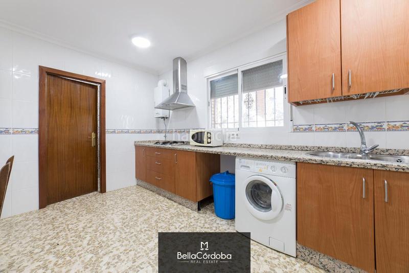 Foto 2d882736-c788-4db1-93d3-0cb253faa178. Chalet avec parking piscine dans Cerro Muriano Córdoba