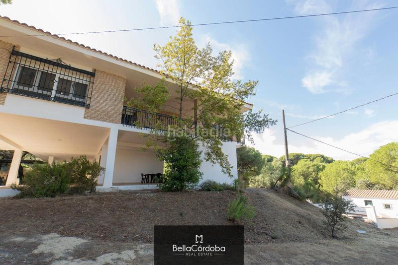 Foto c6cb78e2-f15d-4d2a-b9ab-6a4d4eba46d9. Chalet avec parking piscine dans Cerro Muriano Córdoba