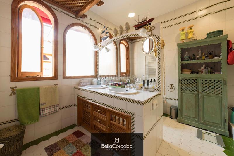 Foto 4846c786-0307-4e23-9e9d-118571573dbc. Xalet amb calefacció aparcament piscina a El Brillante -El Naranjo - El Tablero Córdoba