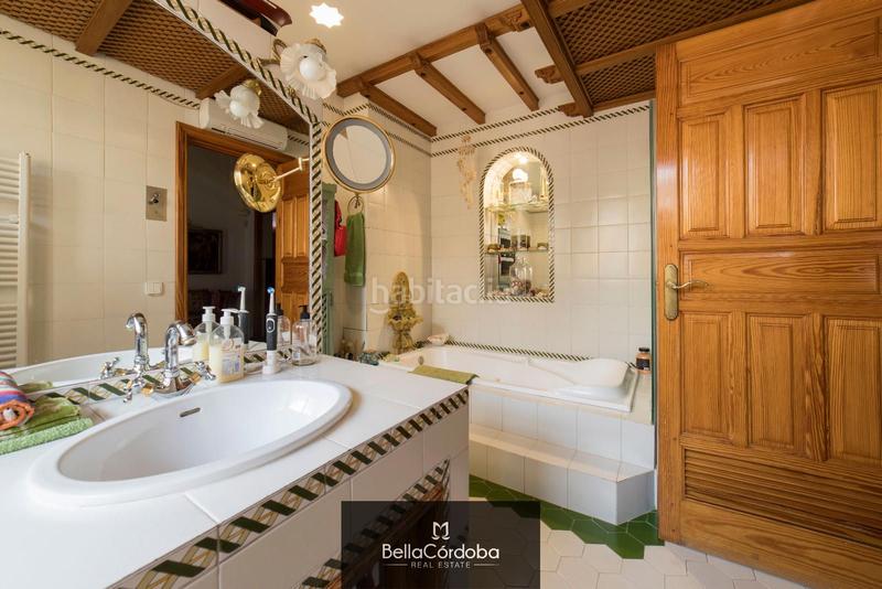 Foto 8aae1c2c-7d38-4039-bfd5-978fb1988828. Xalet amb calefacció aparcament piscina a El Brillante -El Naranjo - El Tablero Córdoba