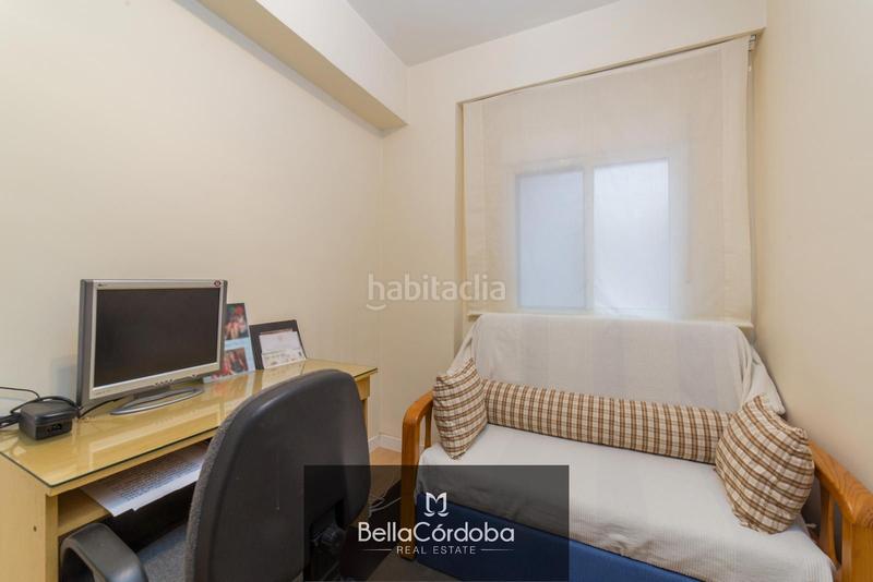 Foto 565dc8d8-dd74-4f5e-acba-09b7eea5a428. Appartamento in Ciudad Jardín - Zoco Córdoba