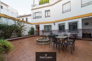 Haus in Sta. Marina - San Andrés - San Pablo - San Lorenzo. Preciosa casa adosada en san lorenzo