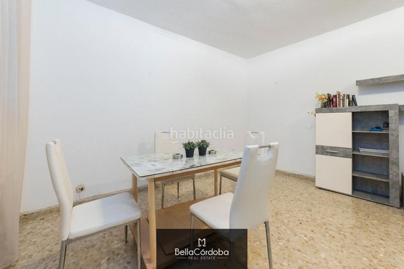 Foto 39c4b7a3-e24b-4b50-9af5-57b01af36a2e. Alquiler ático atico junto a gran capitan. un dormitorio. totalmente equipado. en Córdoba