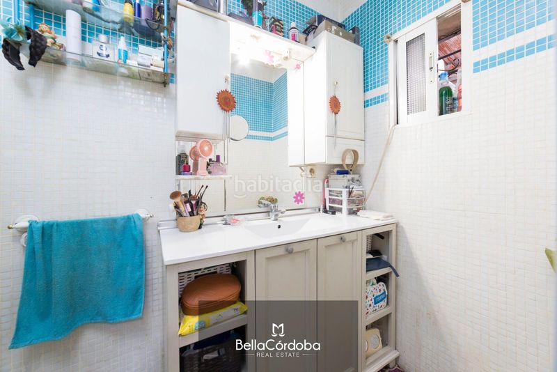 Foto b57771d4-2bf4-4af3-b929-c52608047ff2. Casa adossada a Cañero Córdoba