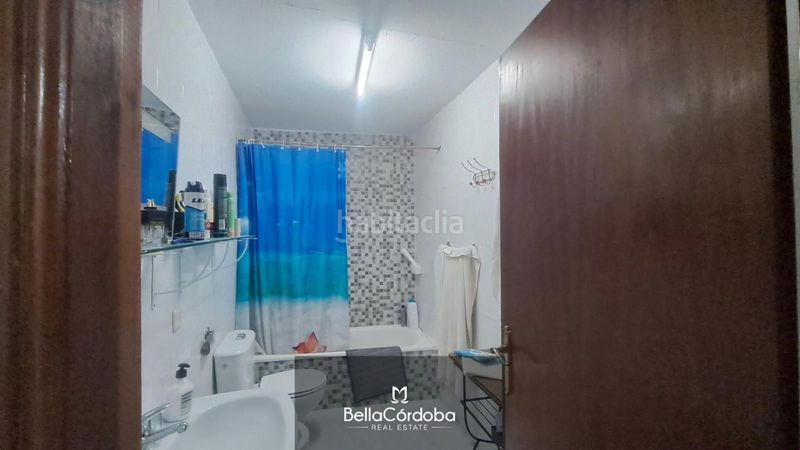 Foto 0325bbd9-dd4b-4594-8f52-fea58cf93787. Casa amb calefacció a Centro Córdoba