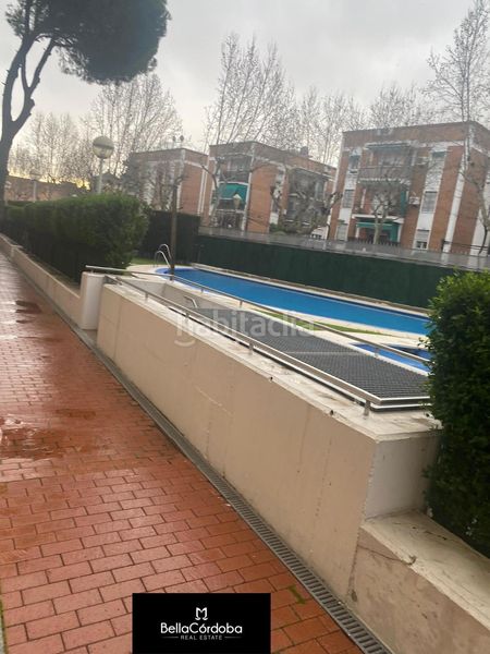 Foto 59ff9a7e-6eeb-45b0-9a30-02959f60006c. Pis amb calefacció piscina a Santa Rosa - Valdeolleros Córdoba
