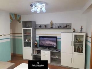 Appartement à Casco Histórico  - Ribera - San Basilio. Vivienda de tres dormitorios en san basilio