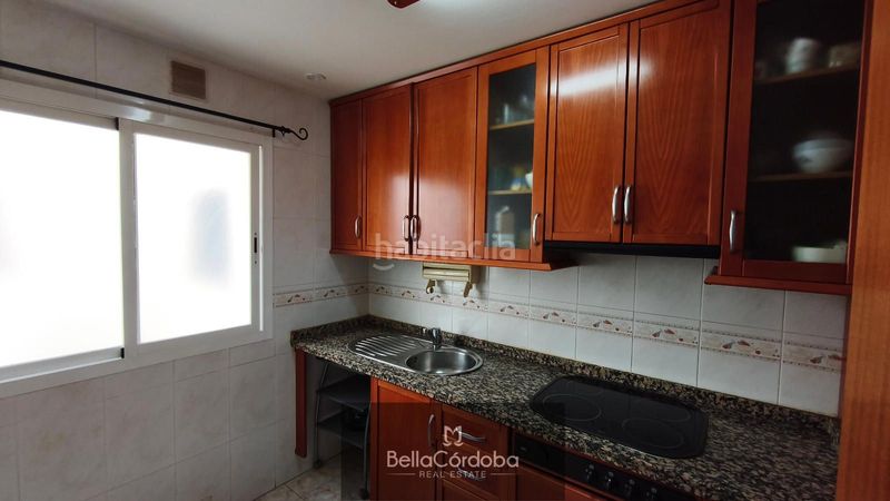Foto c4f70470-f9f7-43d4-995e-893c0a2fb6d3. Pis amb calefacció aparcament piscina a Tablero Bajo - Arruzafilla Córdoba