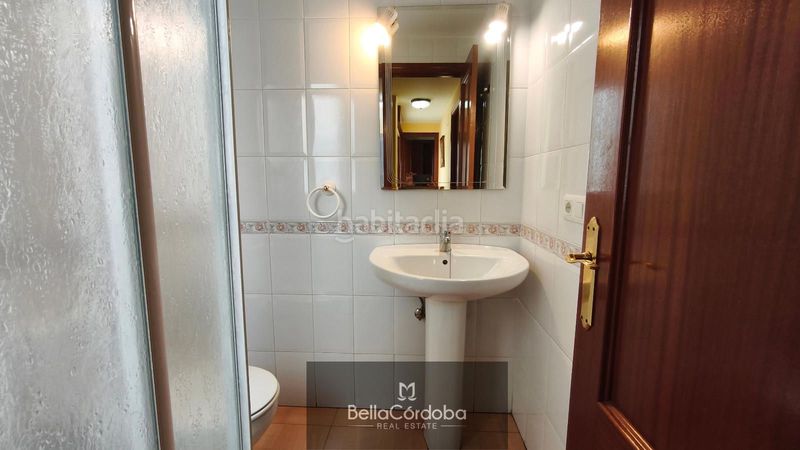 Foto c5c5f368-1314-47b4-807a-a540368d7855. Pis amb calefacció aparcament piscina a Tablero Bajo - Arruzafilla Córdoba