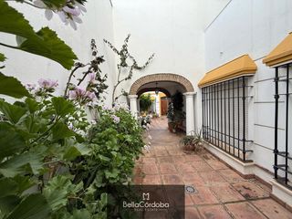 Maison jumelée à Sta. Marina - San Andrés - San Pablo - San Lorenzo. Preciosa casa unifamiliar con garaje  junto a la iglesia de sant