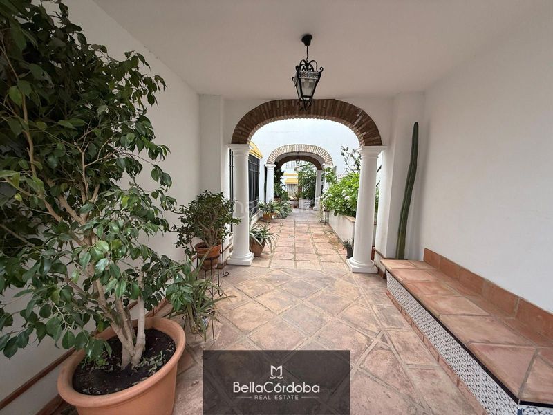 Foto 15760ab0-c3c2-4acc-b9fd-e86d835eeb44. Casa adossada amb aparcament a Sta. Marina - San Andrés - San Pablo - San Lorenzo Córdoba
