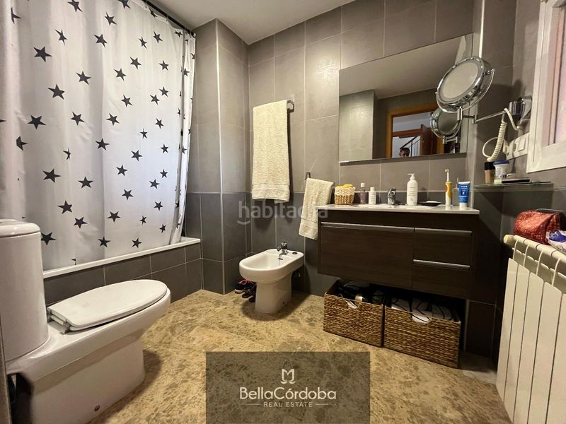 Foto 6331680d-0f33-4a68-8ca7-32391f8853cb. Casa adossada amb aparcament piscina a Alcolea Córdoba