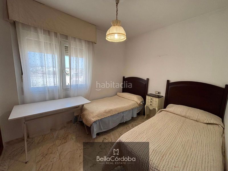 Foto d9f79f16-4a07-476e-a3b7-5d0ce22392fa. Pis amb calefacció aparcament a Ciudad Jardín - Zoco Córdoba