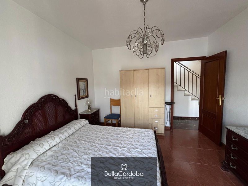 Foto b7c0dce4-f3ab-45fc-b3e2-be00b9a51e0a. Casa adossada a Almodóvar del Río