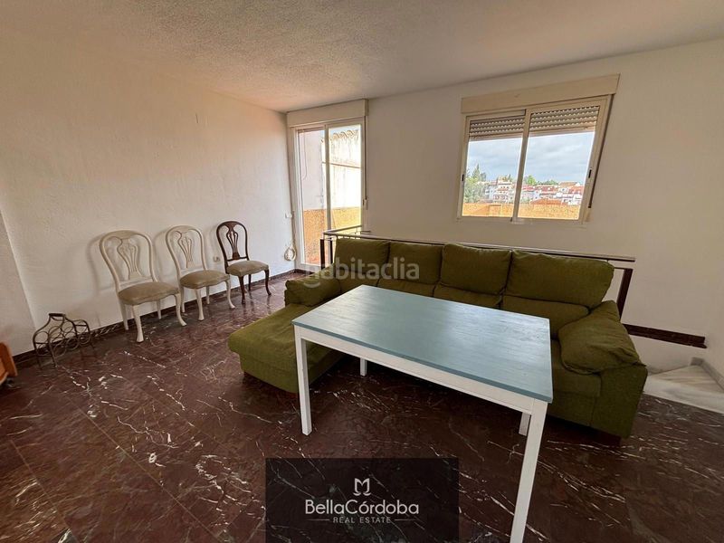 Foto e86a554d-91e3-45df-994a-542b618e635c. Casa adossada a Almodóvar del Río