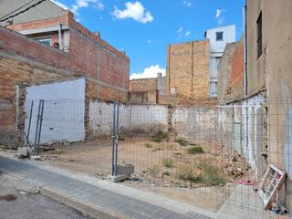 Wohngrundstück  Carrer de portugal. Solar en venta en nord.