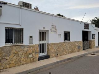 House  N/a. Casa en venta en poble nou del delta, 5 dormitorios.