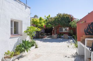 Casa  La cinta. Casa en venta en poble nou del delta, 5 dormitorios.