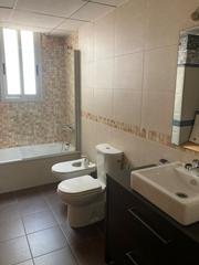 Pis  Constitucio. Piso en venta en centro, 2 dormitorios.