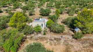 Masia  Martinenca. Finca rúst. en venta en alcanar, 2 dormitorios.
