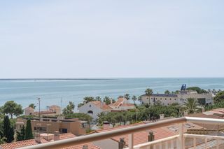 Piso  Lluis companys. Piso en venta en hotel la rápita, 3 dormitorios.